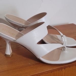 Stuart Weitzman kitten heel square toe sandals. Size 8